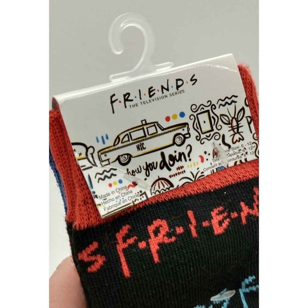 FRIENDS TV Show 2pk Novelty Crew Socks 90s Men's 6-12 TV Nostalgia Retrowear NWT - Picture 3 of 4